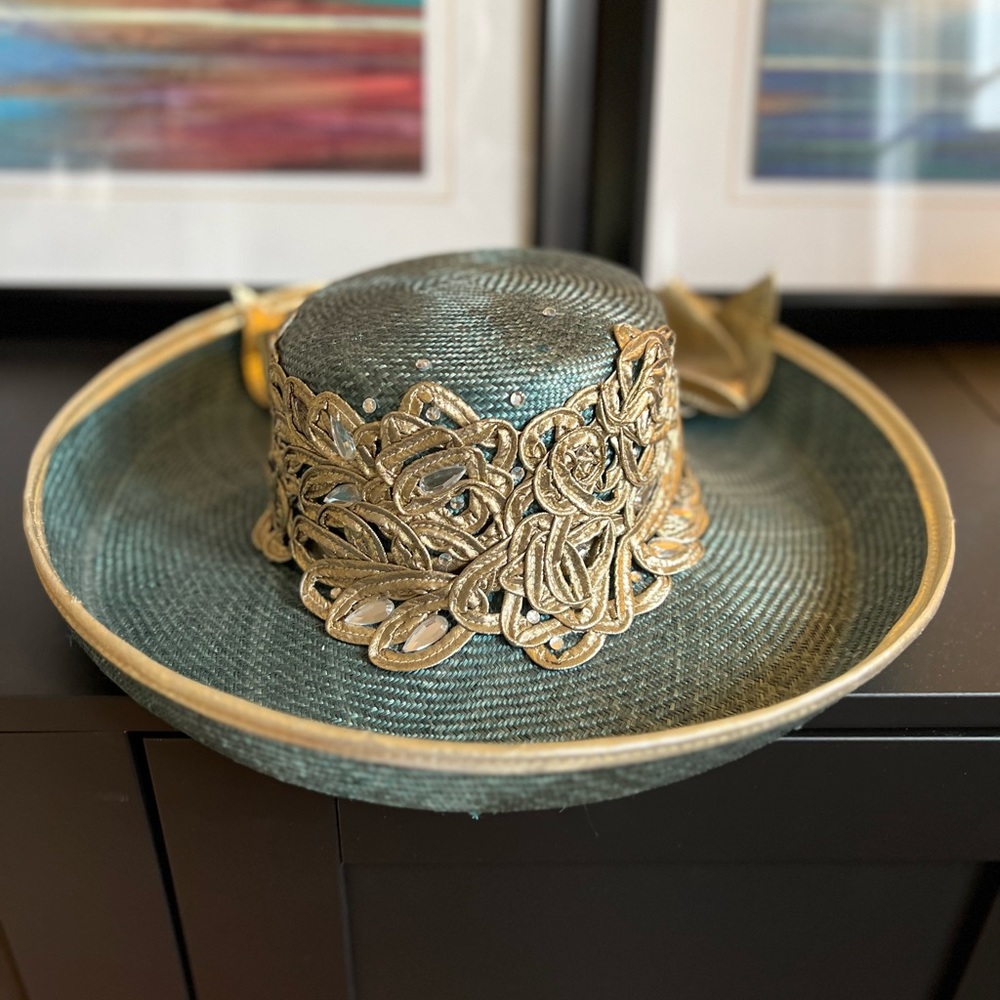 BEAUTIFUL SONNI SAN FRANCISCO VINTAGE HAT TEAL AND GOLD